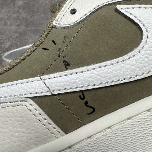 AIR JORDAN - Air Jordan 1 Low Golf "Travis Scott" - Hanorio