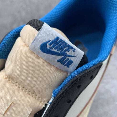 AIR JORDAN - Air Jordan 1 Low OG SP "Travis Scott - Fragment" - Hanorio