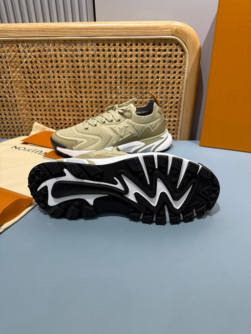 Sneaker LV Runner Tatic