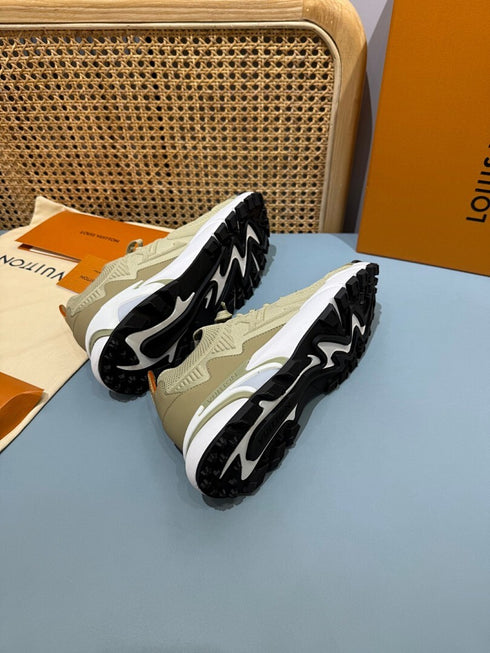 Sneaker LV Runner Tatic