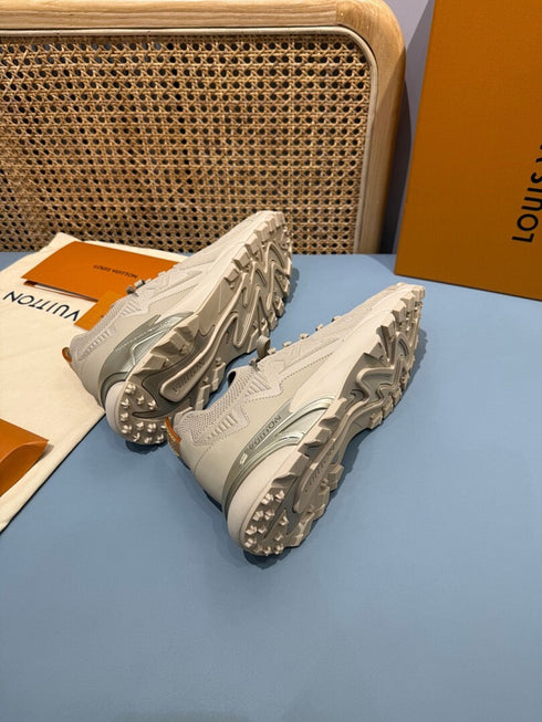 Sneaker LV Runner Tatic