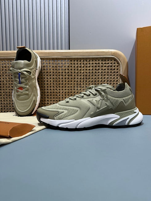 Sneaker LV Runner Tatic