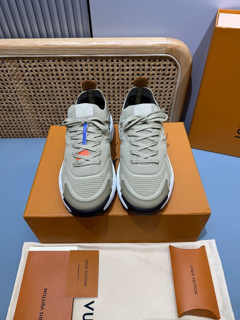 Sneaker LV Runner Tatic