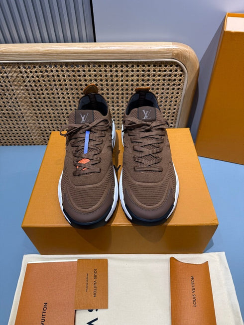 Sneaker LV Runner Tatic