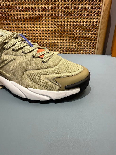 Sneaker LV Runner Tatic