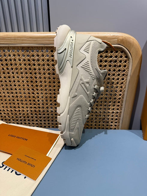 Sneaker LV Runner Tatic