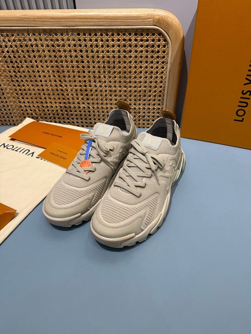 Sneaker LV Runner Tatic