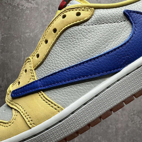 AIR JORDAN - JORDAN 1 RETRO LOW OG WMNS "TRAVIS SCOTT - CANARY" - Hanorio
