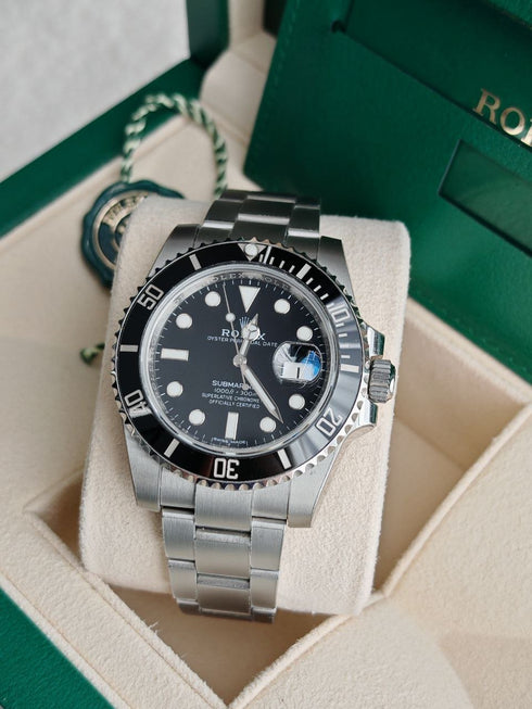 ROLEX - Rolex Submariner Black Date 40mm - Hanorio
