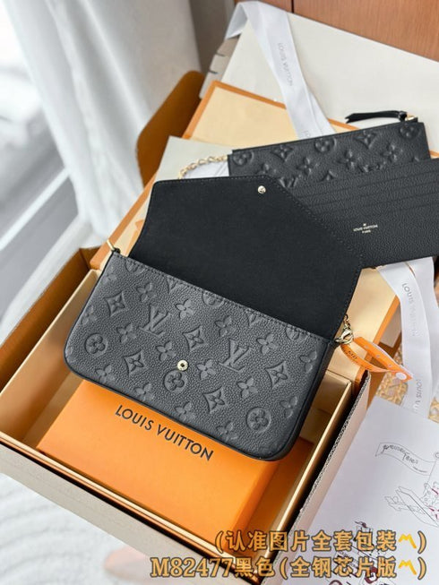 LOUIS V. - Sac Pochette Félicie Cuir Monogram - Hanorio