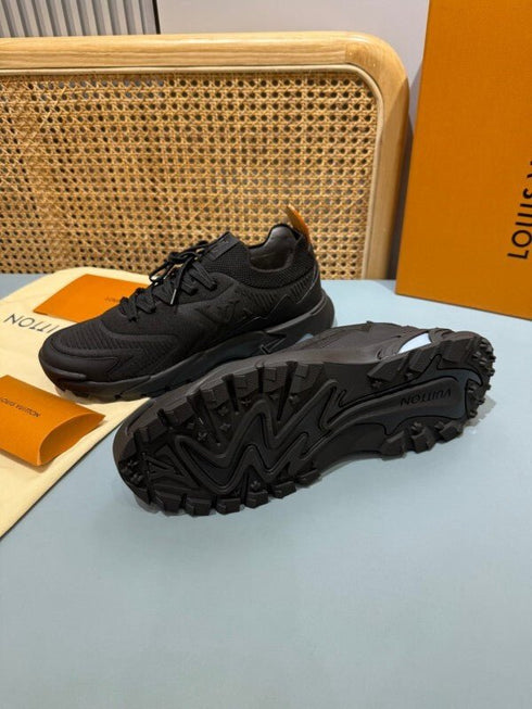 LOUIS V. - Sneaker LV Runner Tatic Full Black - Hanorio