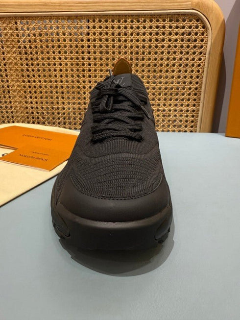 LOUIS V. - Sneaker LV Runner Tatic Full Black - Hanorio