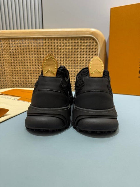 LOUIS V. - Sneaker LV Runner Tatic Full Black - Hanorio