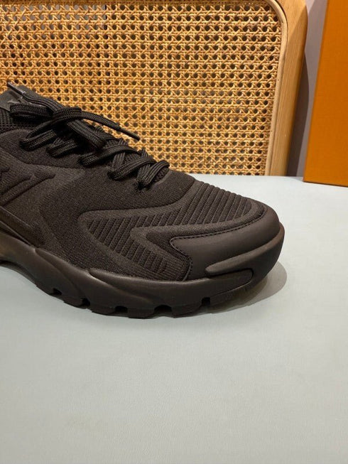 LOUIS V. - Sneaker LV Runner Tatic Full Black - Hanorio