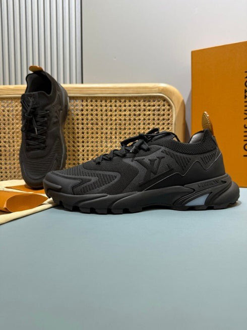 LOUIS V. - Sneaker LV Runner Tatic Full Black - Hanorio