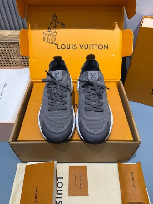 LOUIS V. - Sneaker LV Runner Tatic Gris - Hanorio