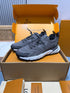 LOUIS V. - Sneaker LV Runner Tatic Gris - Hanorio
