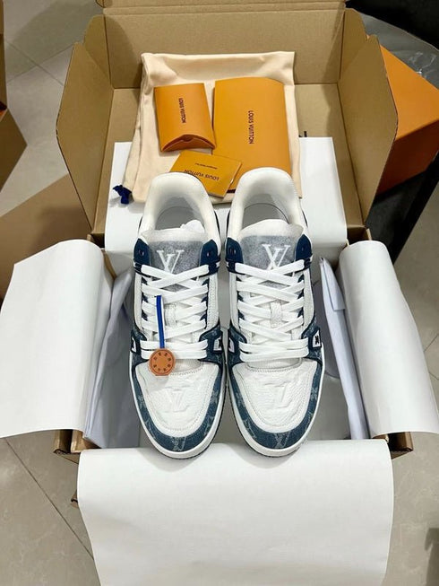 LOUIS V. - Sneaker LV Trainer Bleu Clair - Hanorio